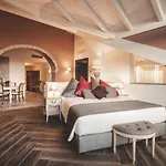 Relais Almaranto فندق