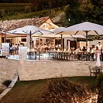 Relais Almaranto فندق 4*