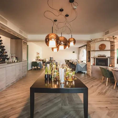 Relais Almaranto Отель 4*