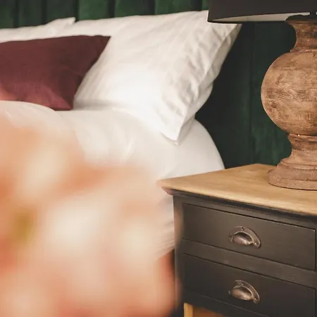 Relais Almaranto Отель