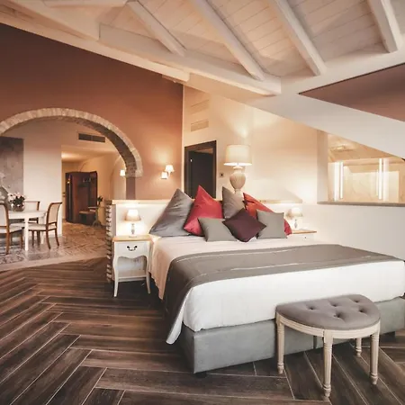 Relais Almaranto Отель