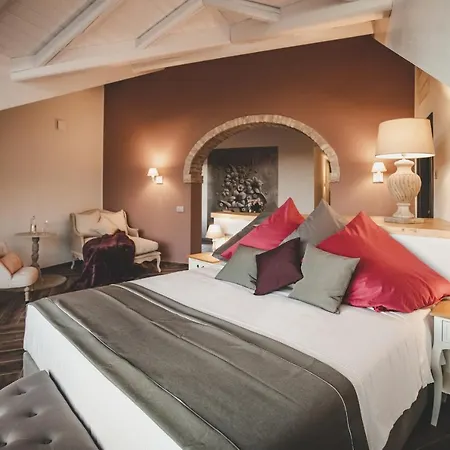 Relais Almaranto Отель Каламандрана