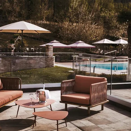 Отель Relais Almaranto